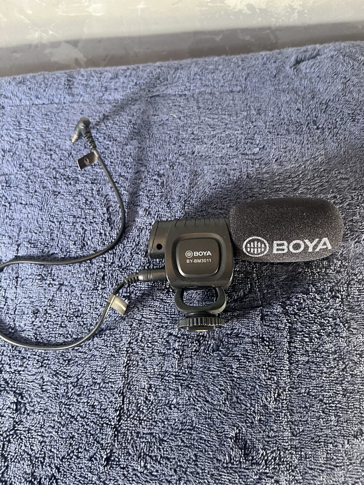 Boya BY-BM3011 Compact Condenser Shotgun Audio Black Microphone