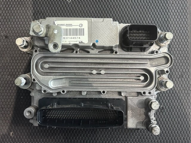 OEM 2012 Detroit DD13 Diesel Engine Control Module, ECM, ECU, A0004467635