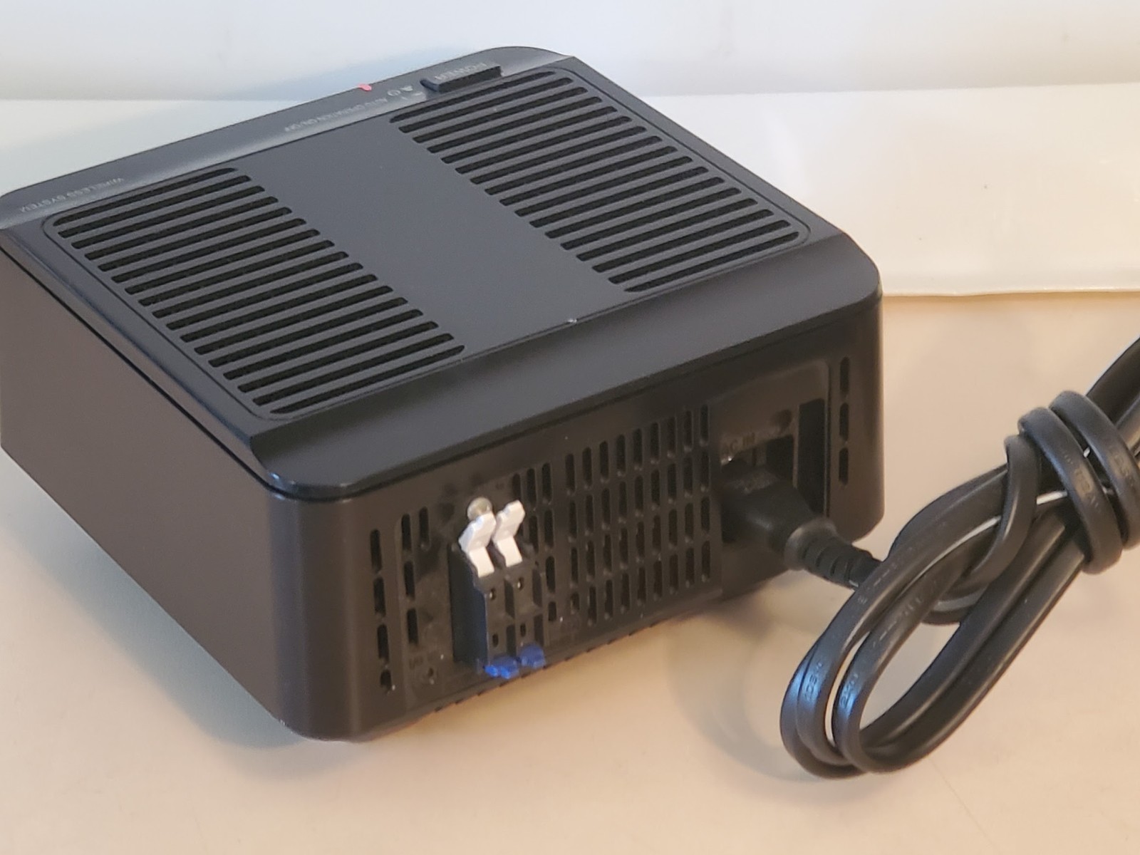 PANASONIC SE-FX65A Wireless System Support any 35W speaker pair via twisted pair