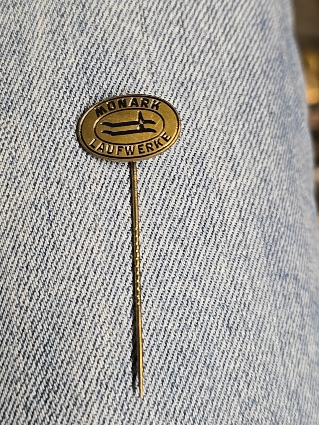 Vintage Pin Monark Drives (99)