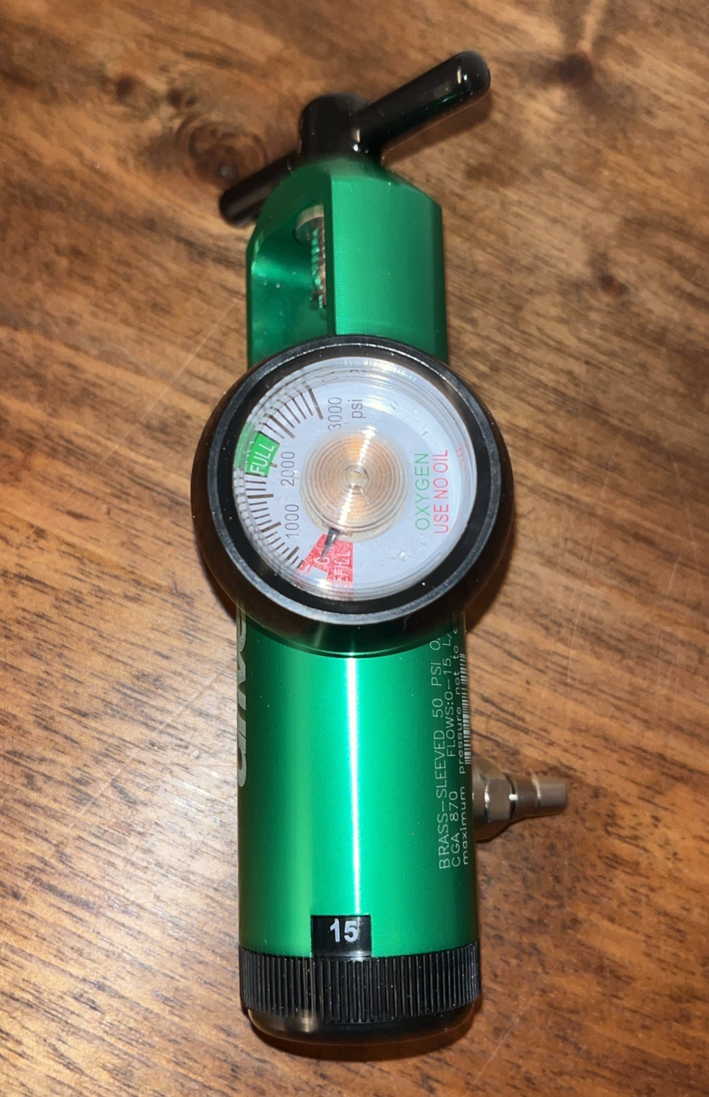 NOB Drive Medical Oxygen Tank Regulator Model 18302GN 0-15 LPM Barb Outlet