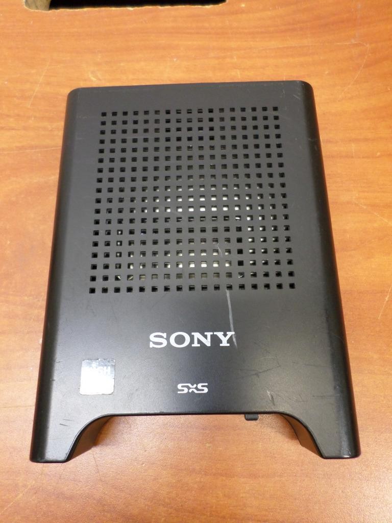 Sony SBAC-US30 SxS PRO+ and SxS-1 solid state memory USB 3.0 reader/writer