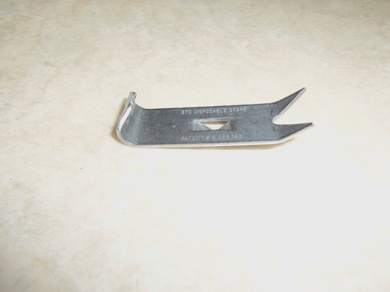 100 Standard Berkshire Stake Ends Earth Anchors Trapping Raccoon Coyote Traps