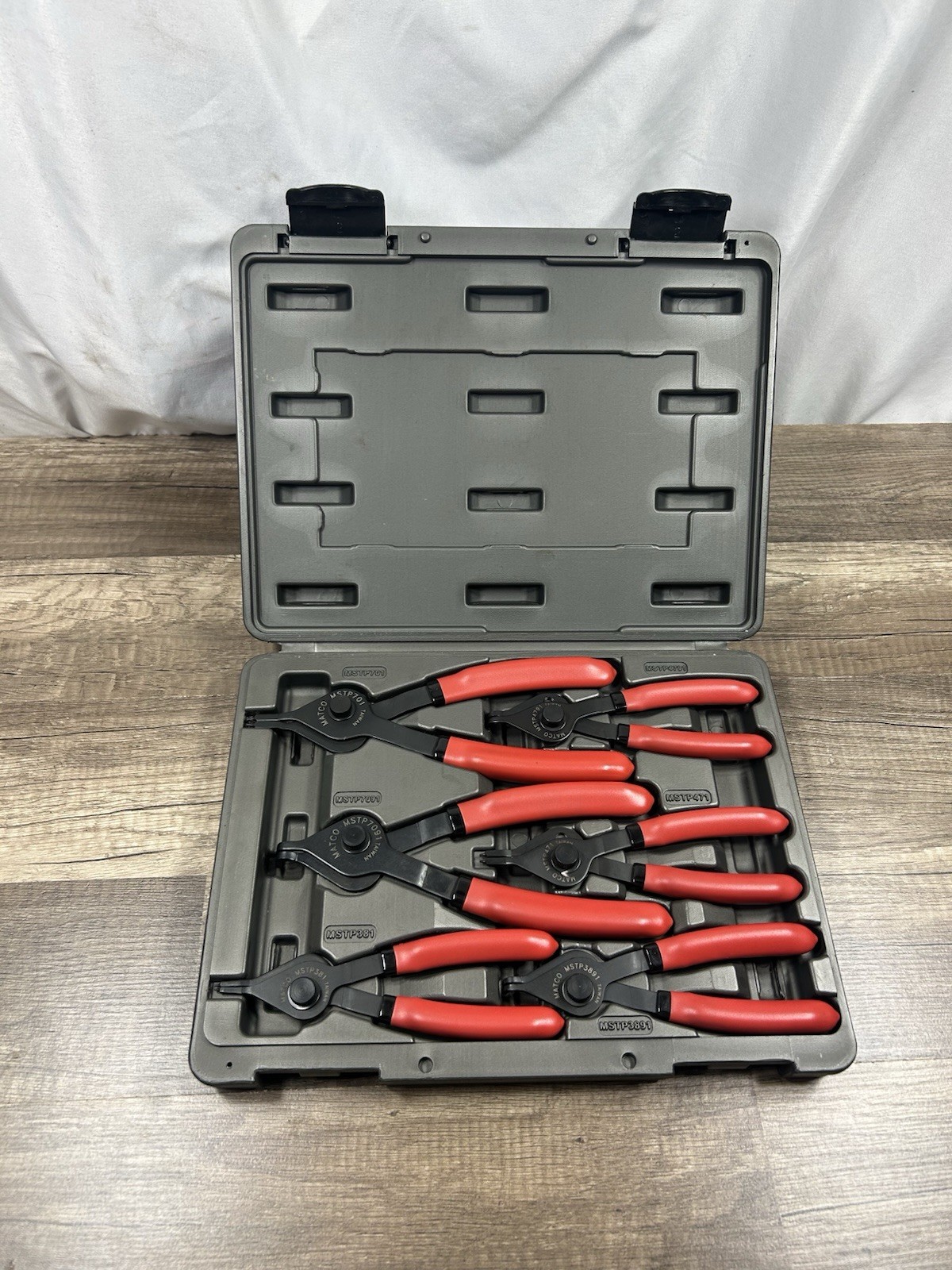 Matco Tools Snap Ring Pliers Set SMSTP6B W/ Hard Case Black/Red