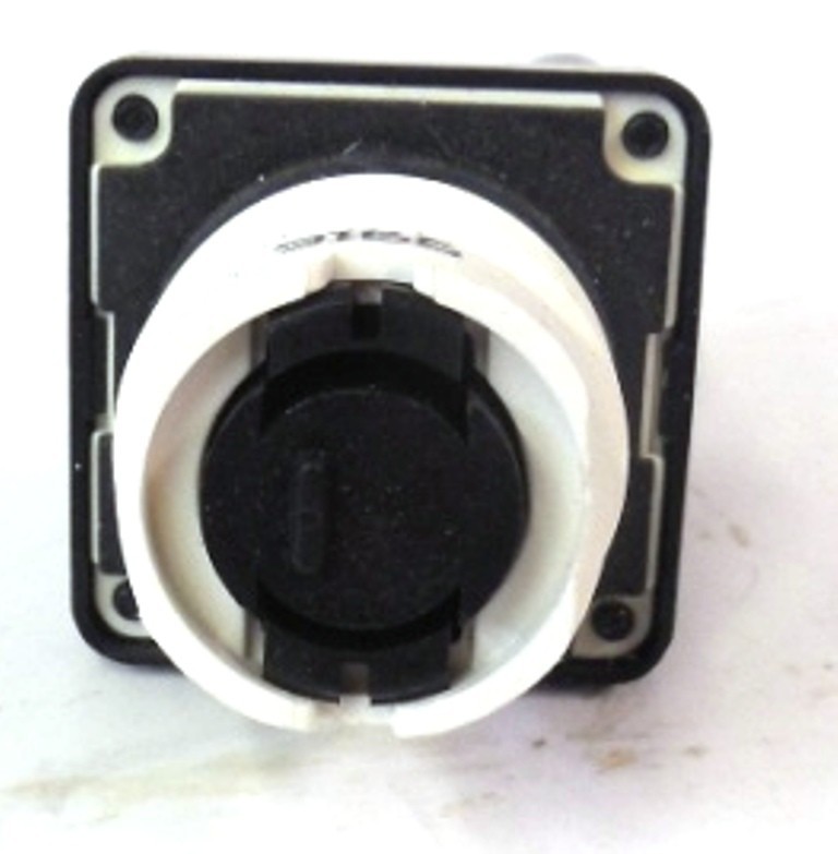 TELEMECANIQUE, 2 POSITION SELECTOR SWITCH, D1G2S, NEW IN BOX