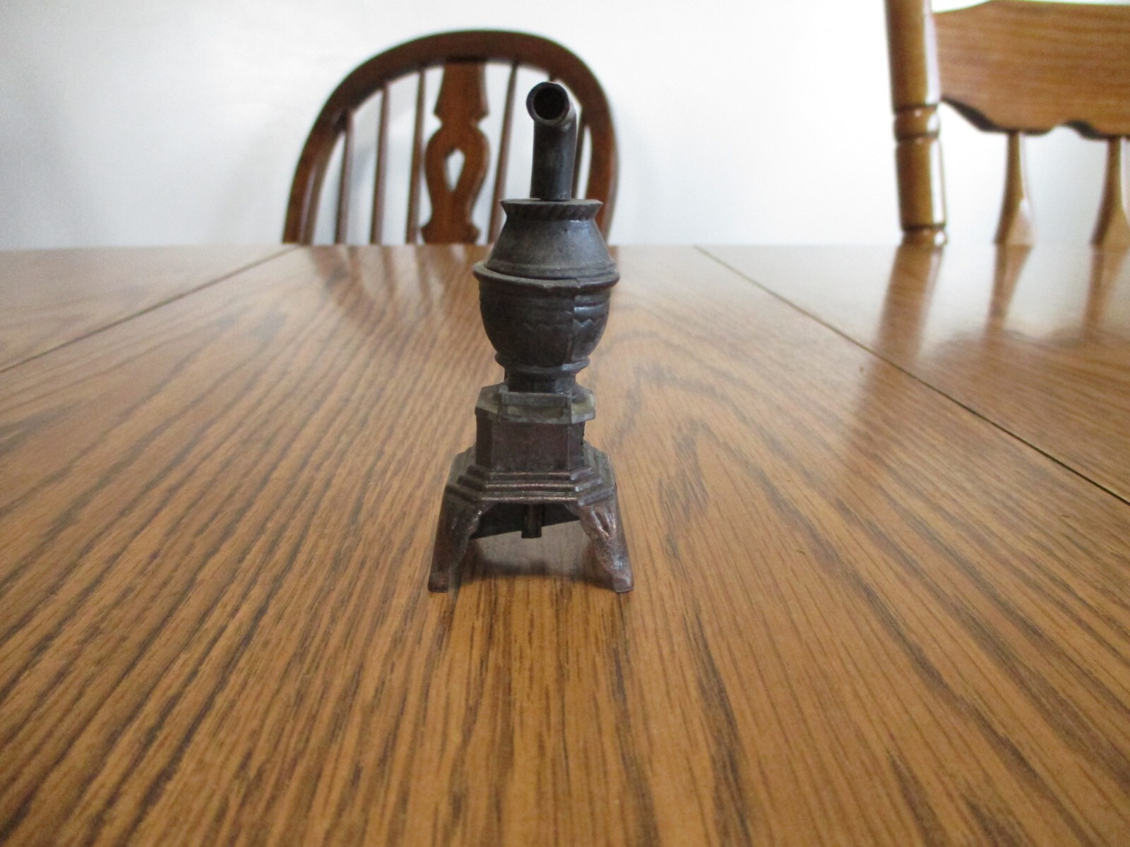 Vintage Die Cast Miniature Pencil Sharpener Pot Belly Wood Heat Stove Dollhouse