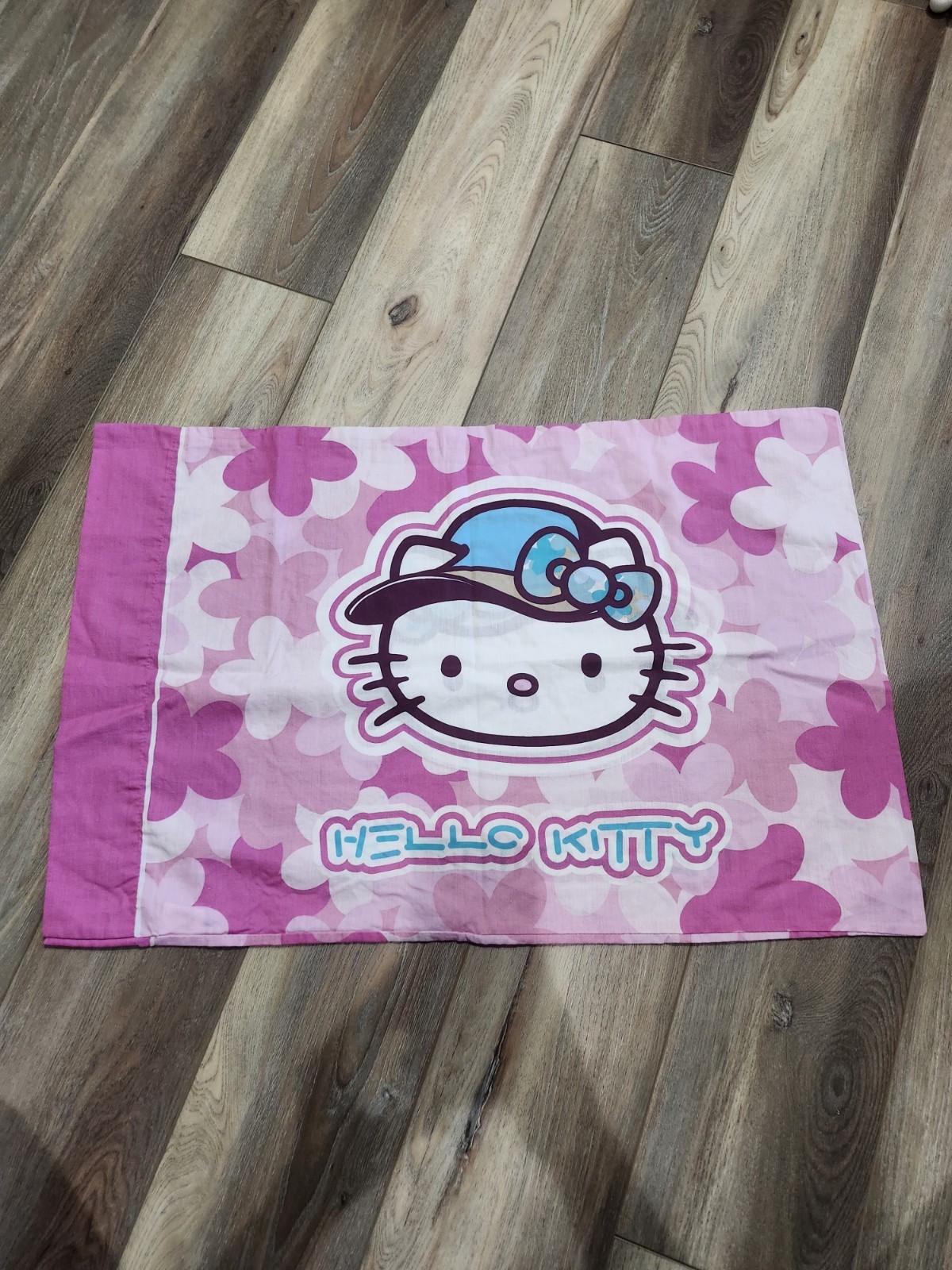 Hello Kitty Flower Standard Twin Reversible Pillow Case