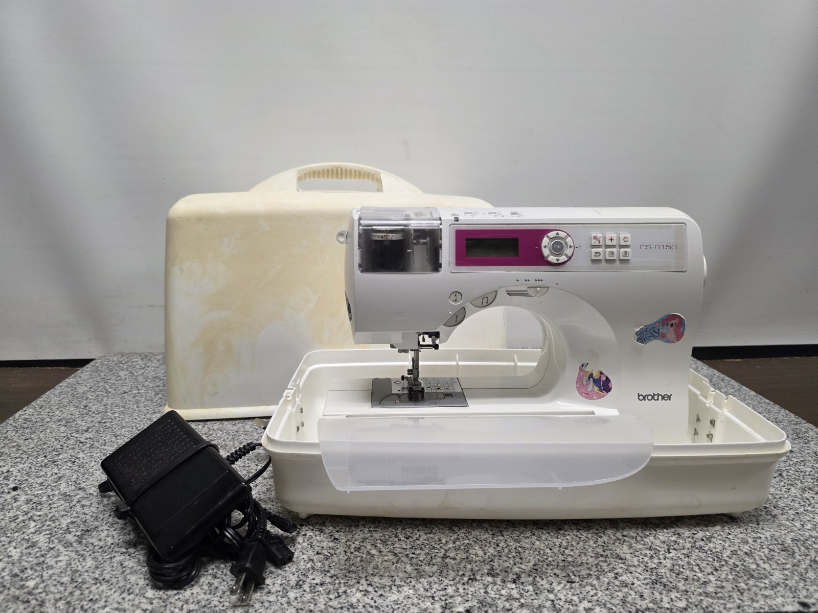 Brother CS-8150 Computerized Sewing Machine