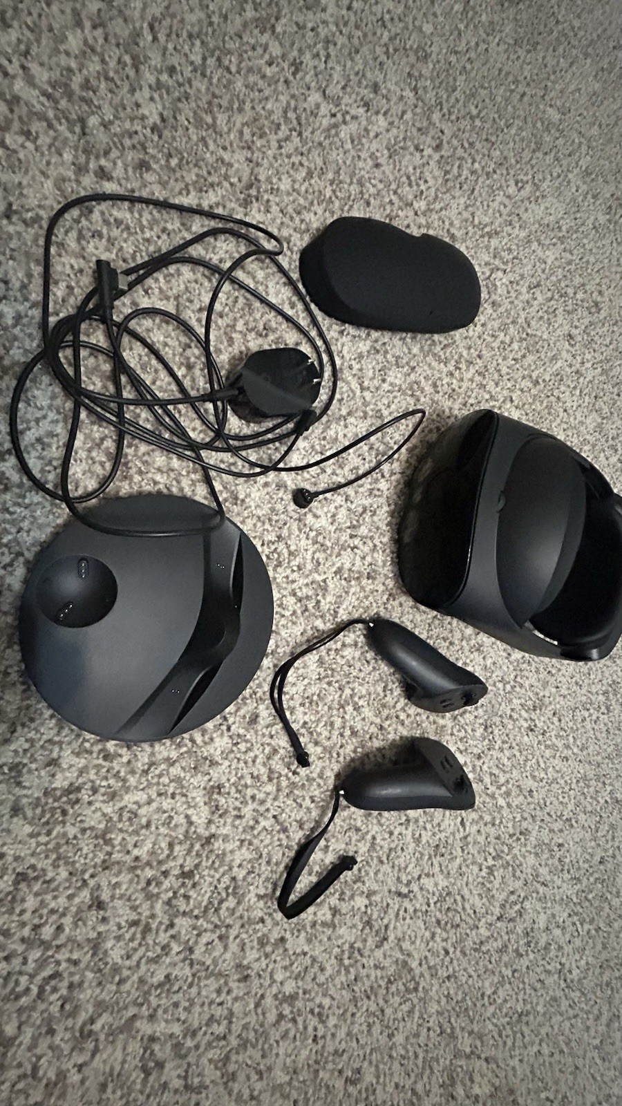 Meta Quest Pro 256GB Headset & Controllers Set