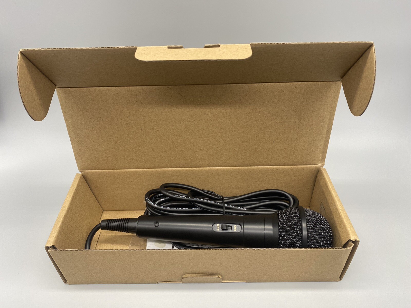 Shinco Wired Microphone Cardioid Dynamic Vocal Mic with 13ft Cable Karaoke