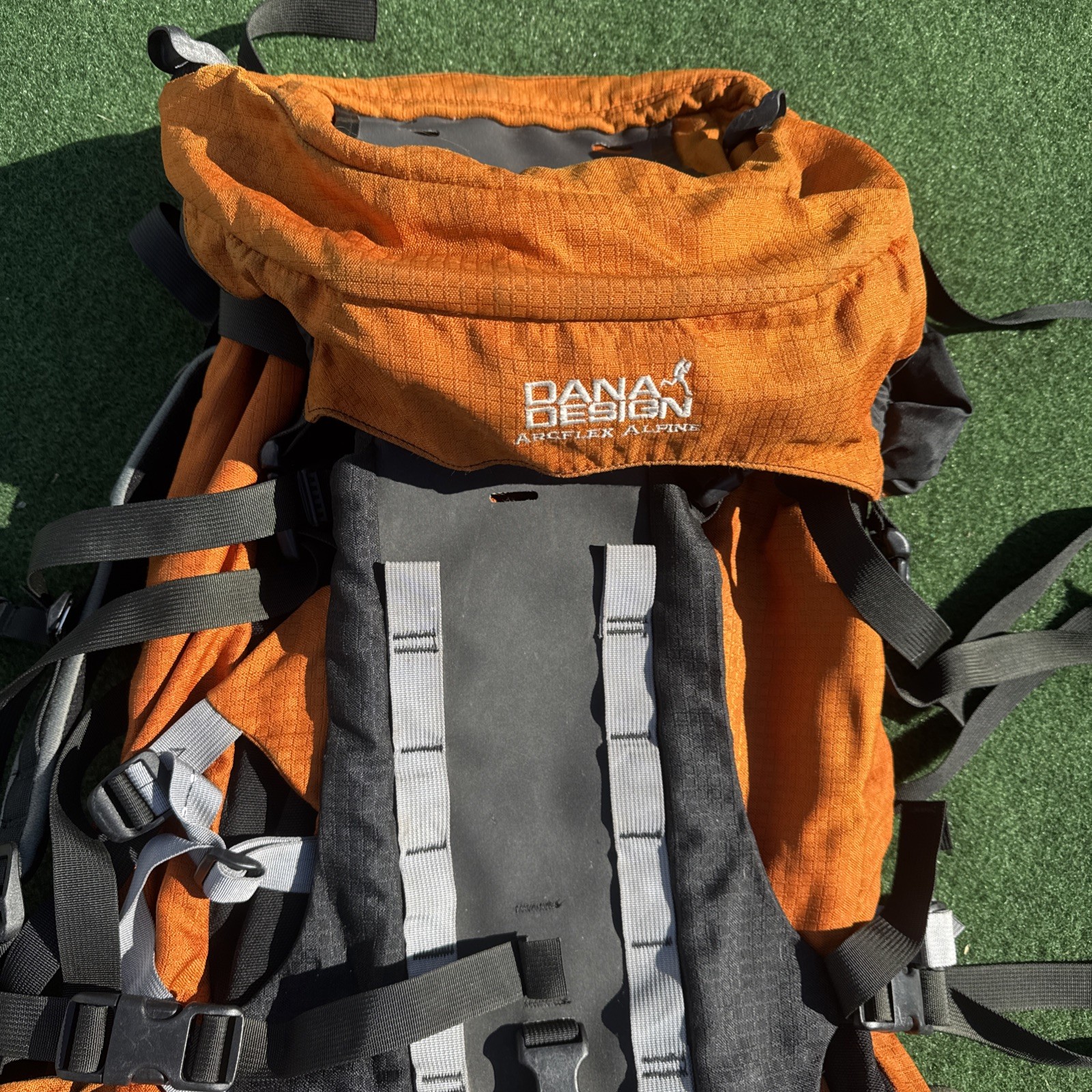 Dana Design Bozeman ArcFlex Alpine Backpack Small Orange Nice Hiking Mountaineer