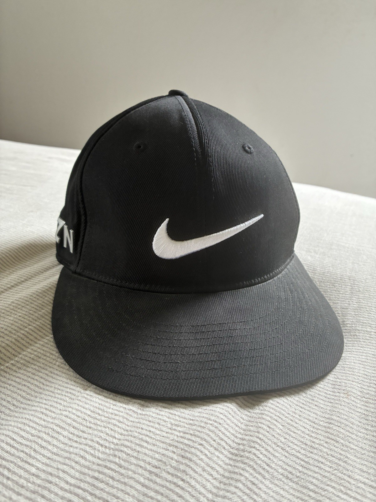 Nike RZN VRS Flex Fit Golf Hat