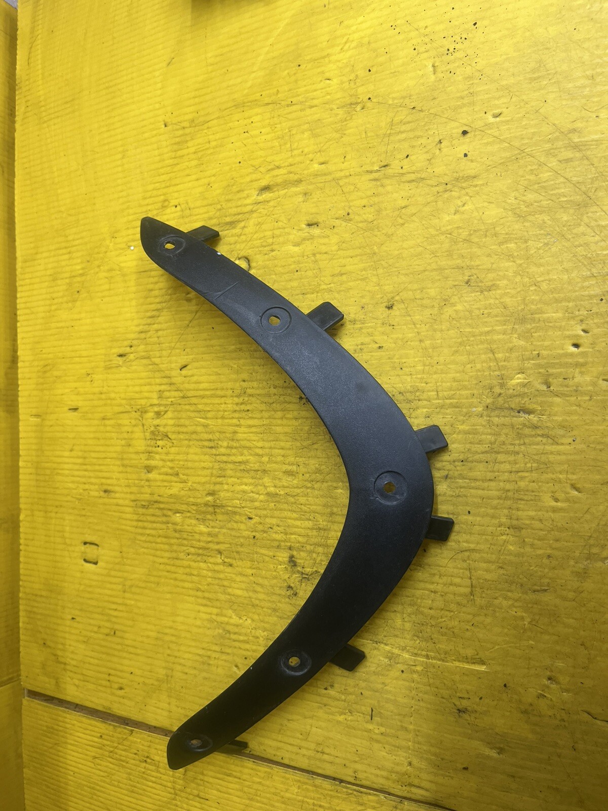 2007 Polaris Dragon 700 windshield trim