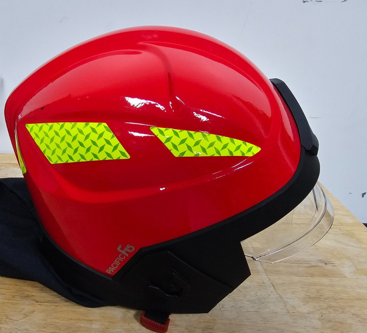 Pacific F15 Jet Style Structural Firefighting Helmet, Red
