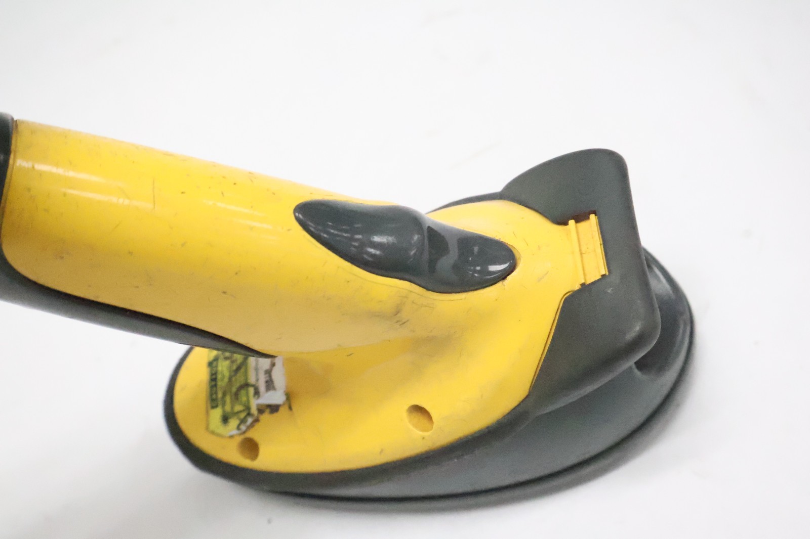 Symbol Phaser P302FZY-I000 Handheld Barcode Scanner with Connection Cord (READ!)