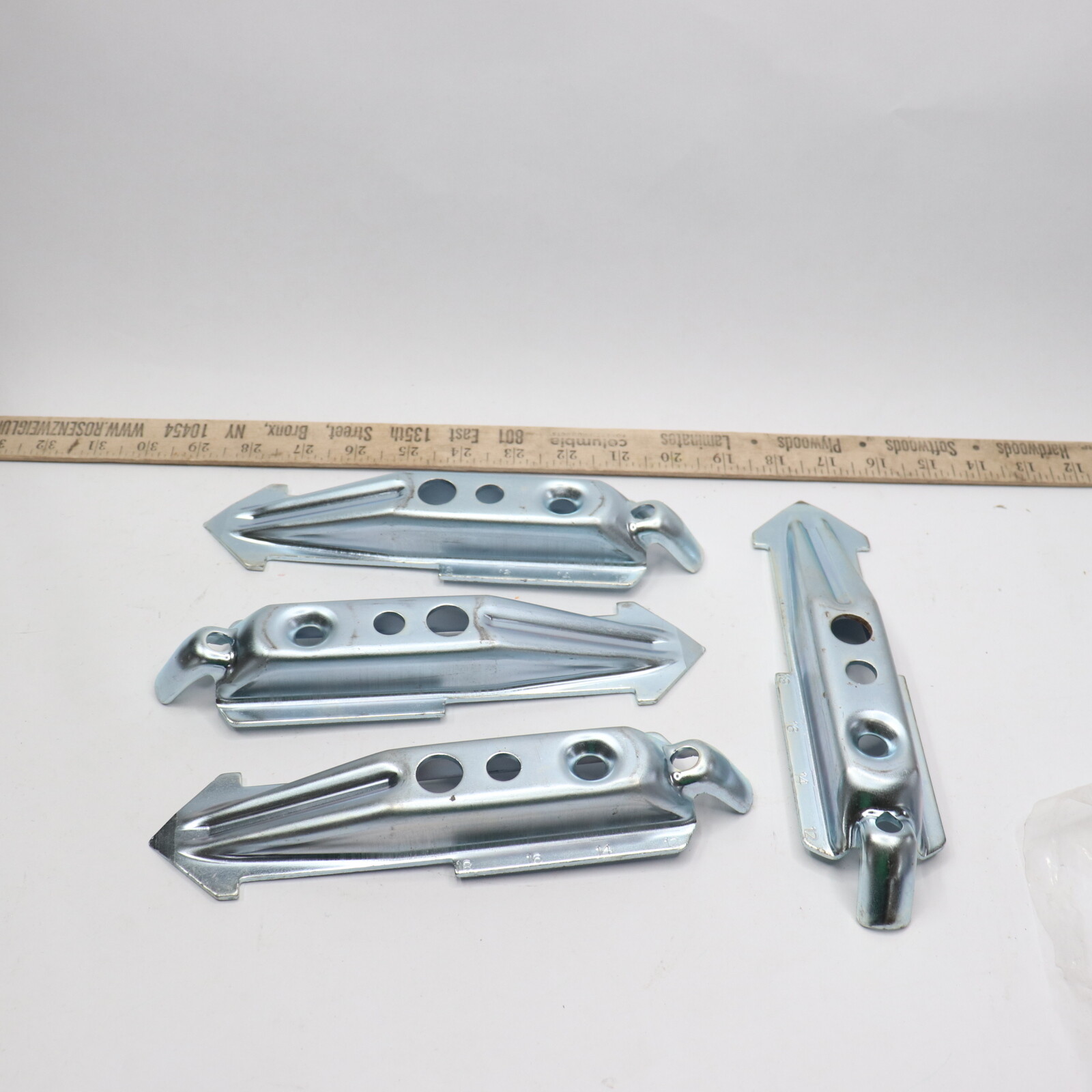 (4-Pk) Clamp Zinc Plated 9" EAS2153G91A