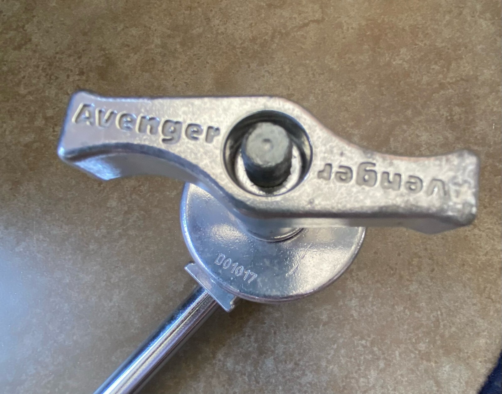 Avenger D500