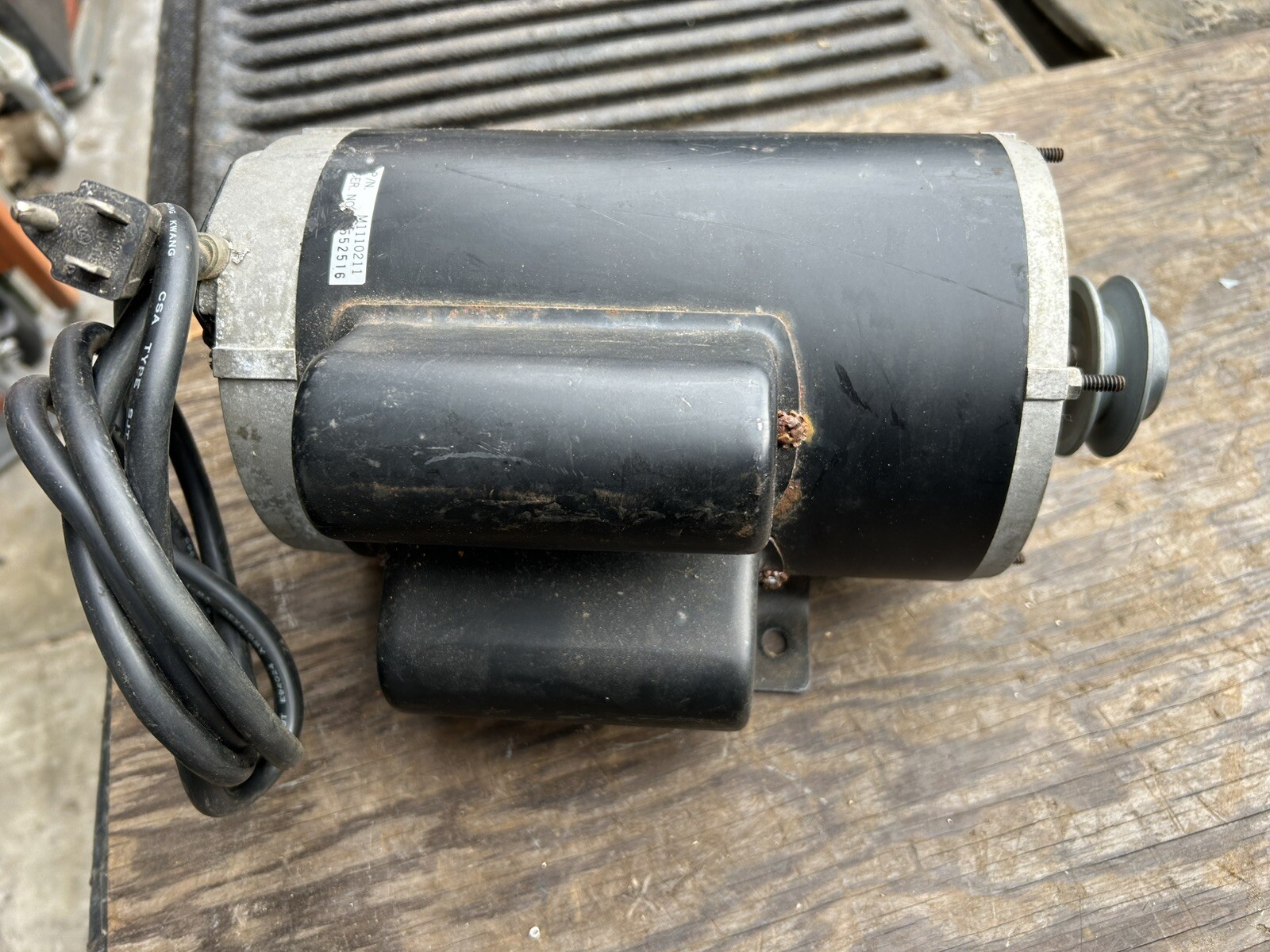 1-1/2 HP motor 315 or 113 belt drive Craftsman table saw M1110211 W/Pulley