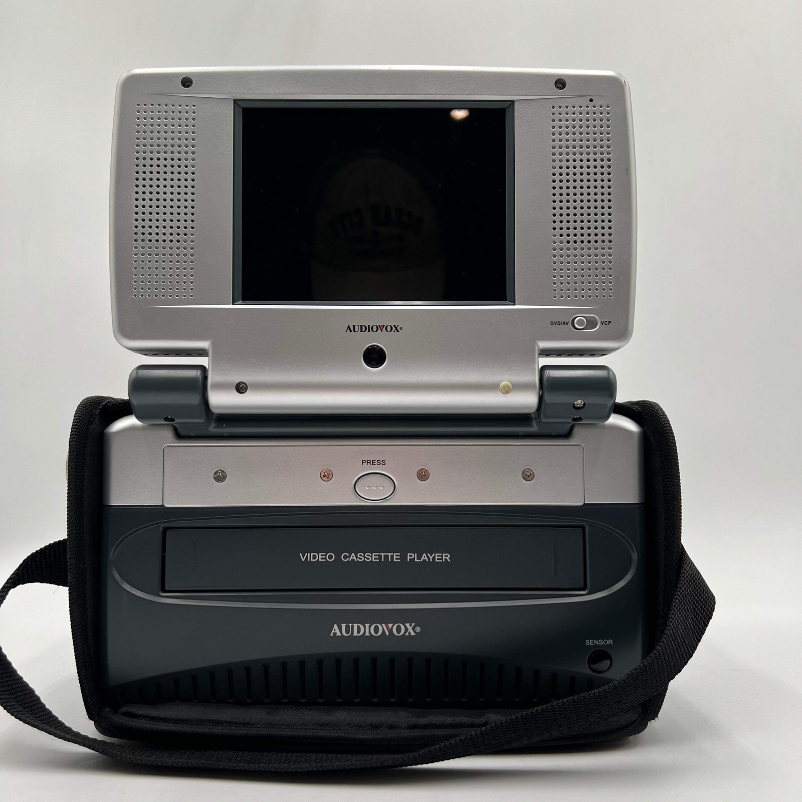 Audiovox VBP5000 Video in a Bag Portable Entertainment System