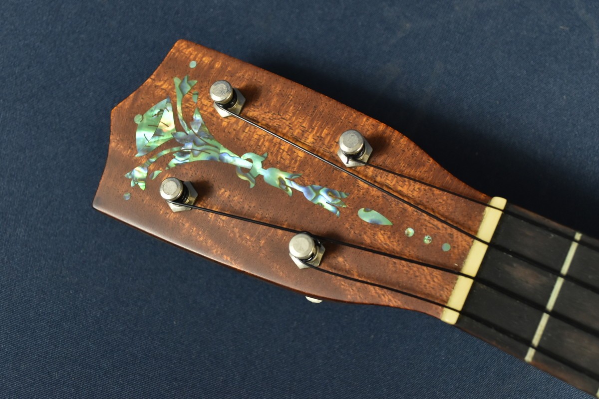 Loco Concert Ukulele DUK-3C 09-0059 from Japan with Hard Case