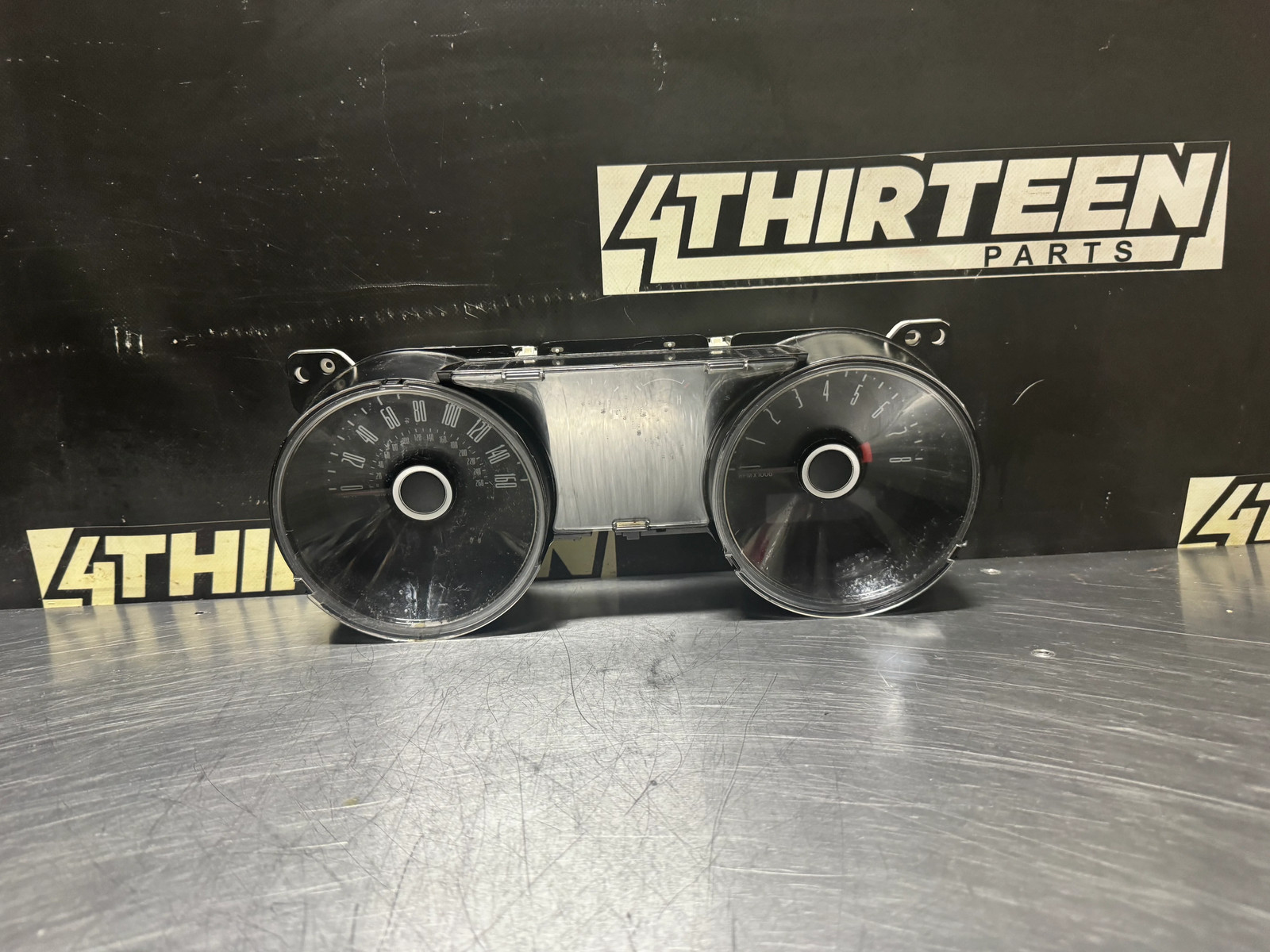 10-14 FORD MUSTANG GT INSTRUMENT CLUSTER OEM #N415
