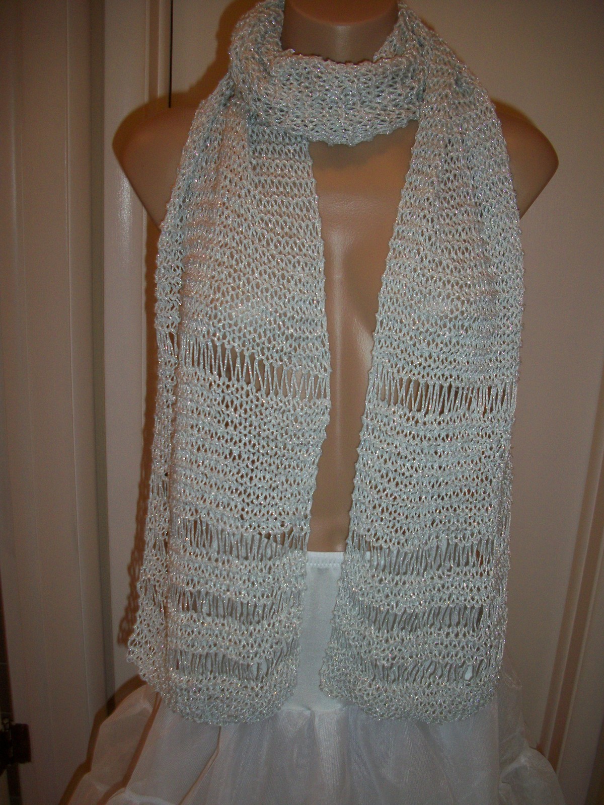 NEW - HAND KNIT CROCHET SHAWL  WRAP  SCARF GREY / SILVER  SIZE 67" x 10" INCHES