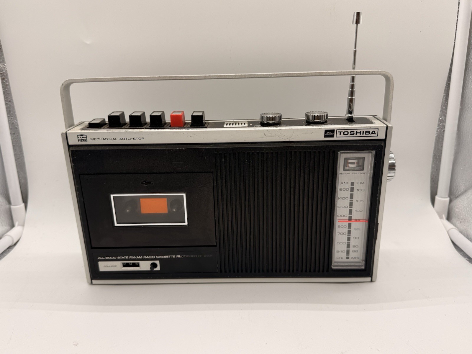 EXCEPTIONALLY RARE TOSHIBA RT-293F Cassette Recorder AM/FM Radio 1973 Retro