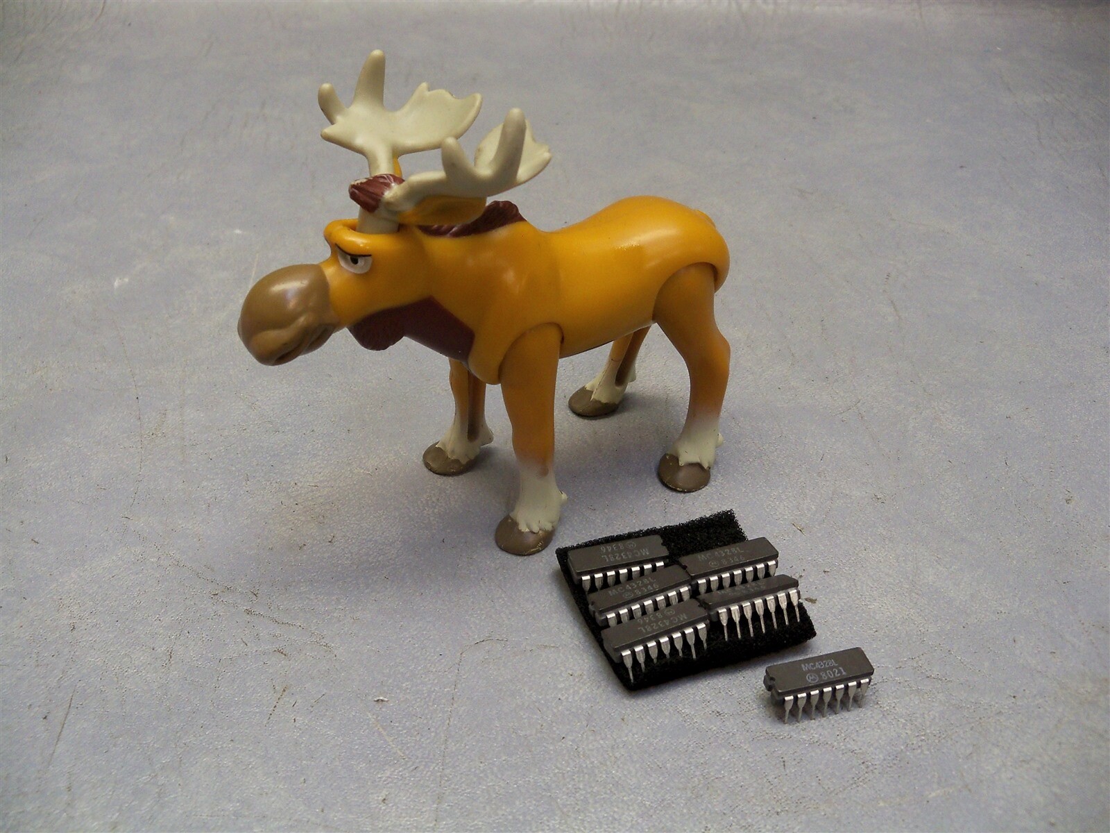 integrated circuit MC4328L Motorola Lot 6