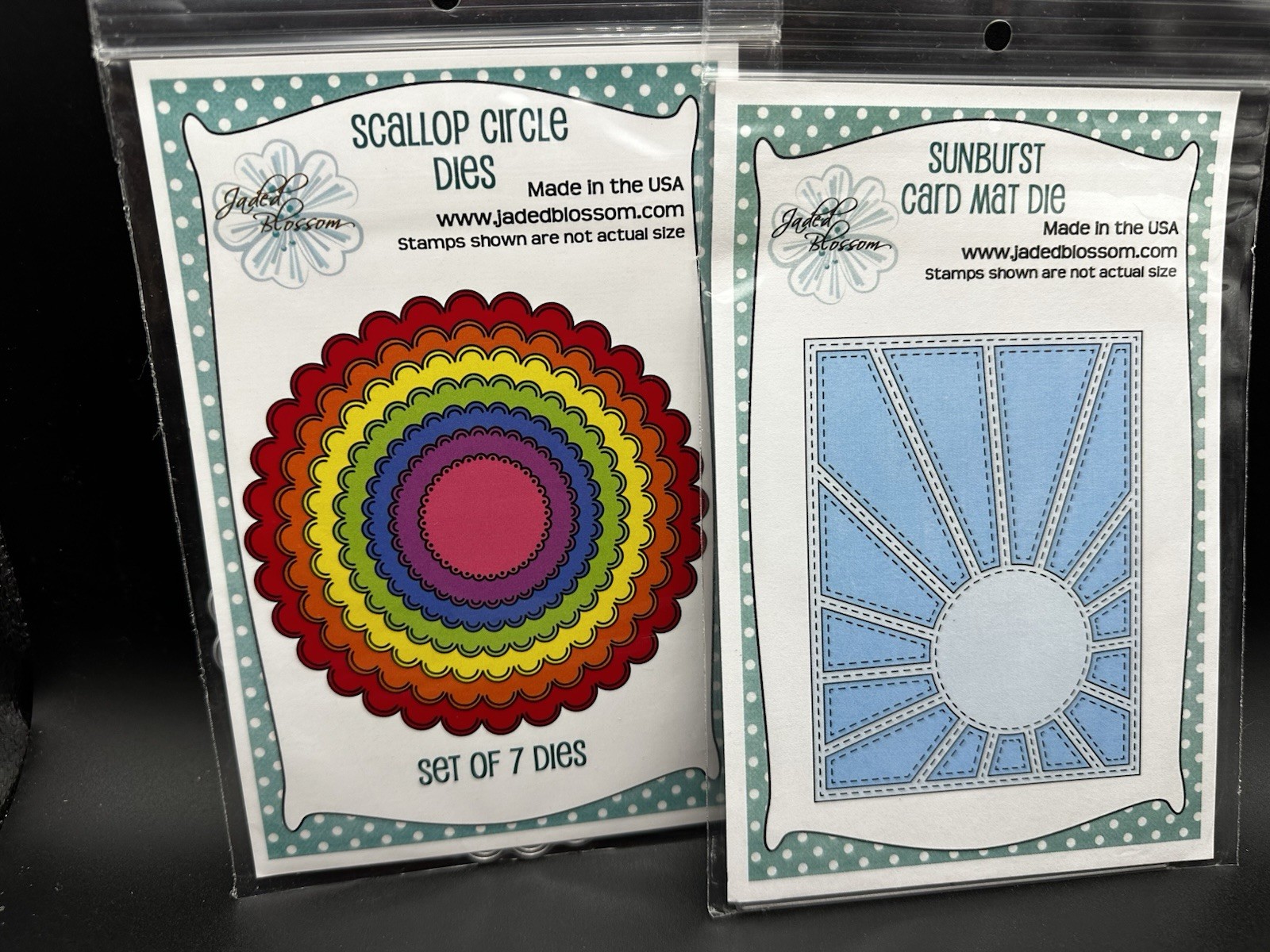 Jaded Blossom Sunburst Card Mat Die (A2) & Scallop Circle Layering Dies