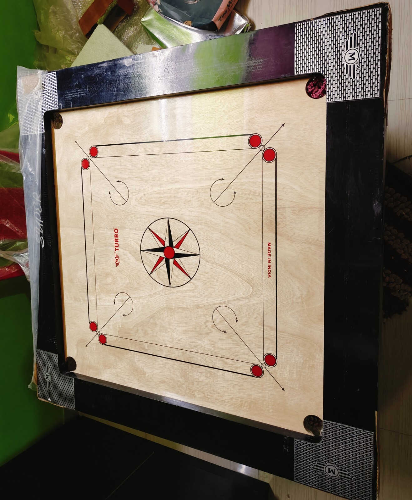 CLUB & HOUSE 37 INCH CARROM BOARD WITH 4 INCH BORDER TOURNAMENT PROFESSIONALS 1P
