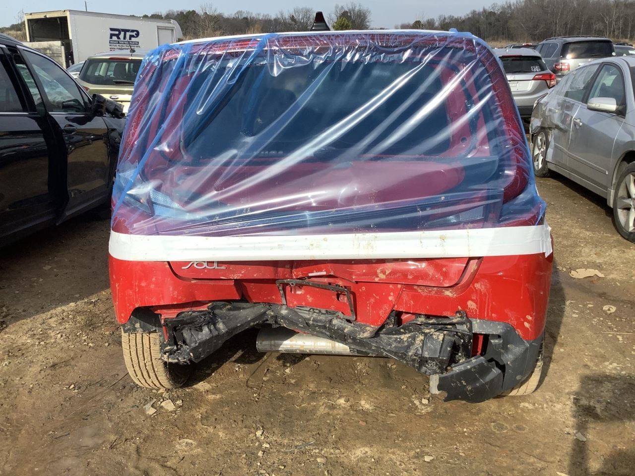 SOUL 2022 Glove Box 4961196