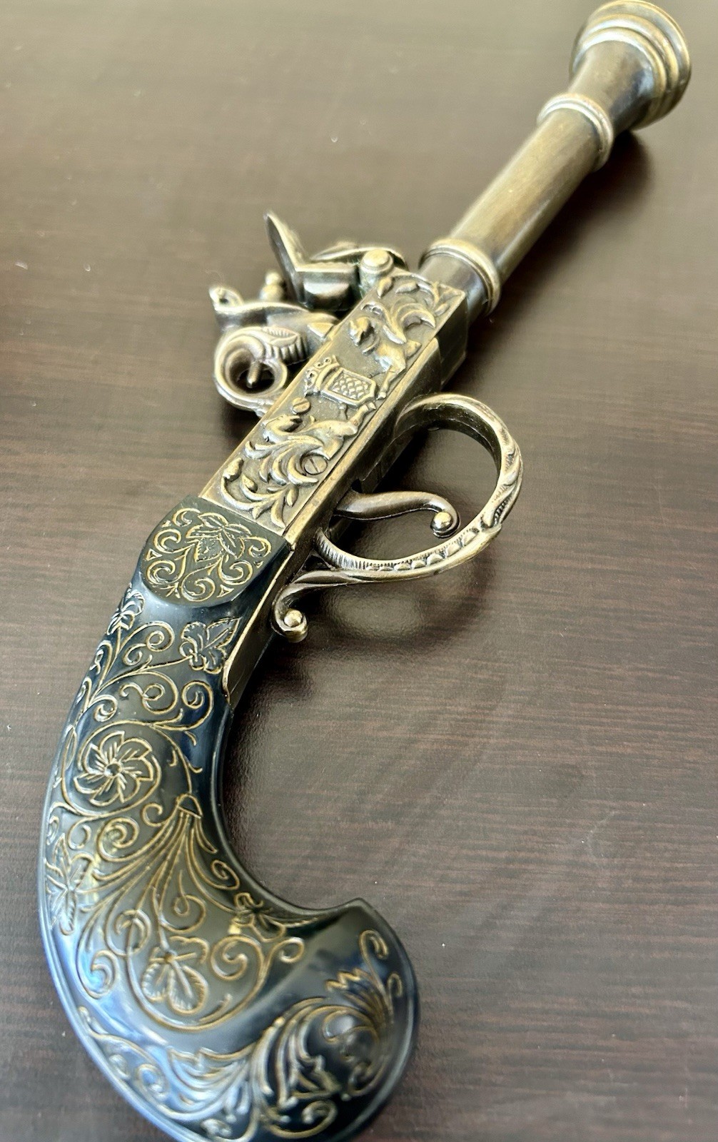 Vintage Flintlock Style Decorative Replica Display Collectible Pistol 11”