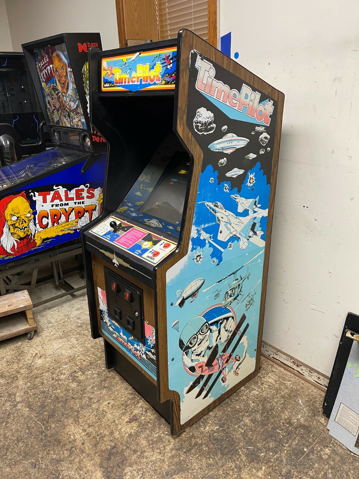 1982 Centuri TIME PILOT dedicated Video Arcade Game - FREE SHIPPING