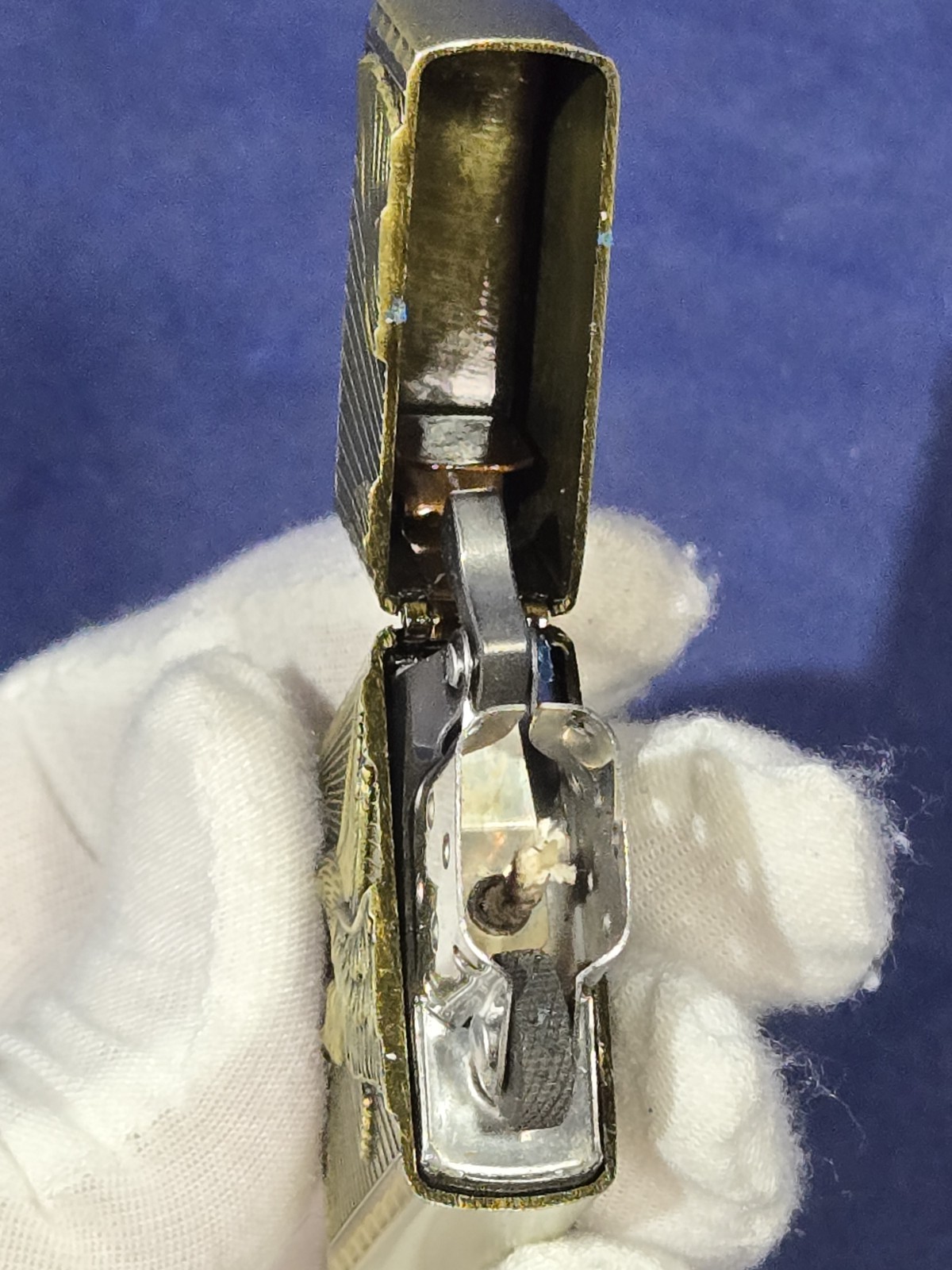 New Ngling Brass Eagle Flip Top Fluid Lighter Deep Relief Embossed Classic Boxed