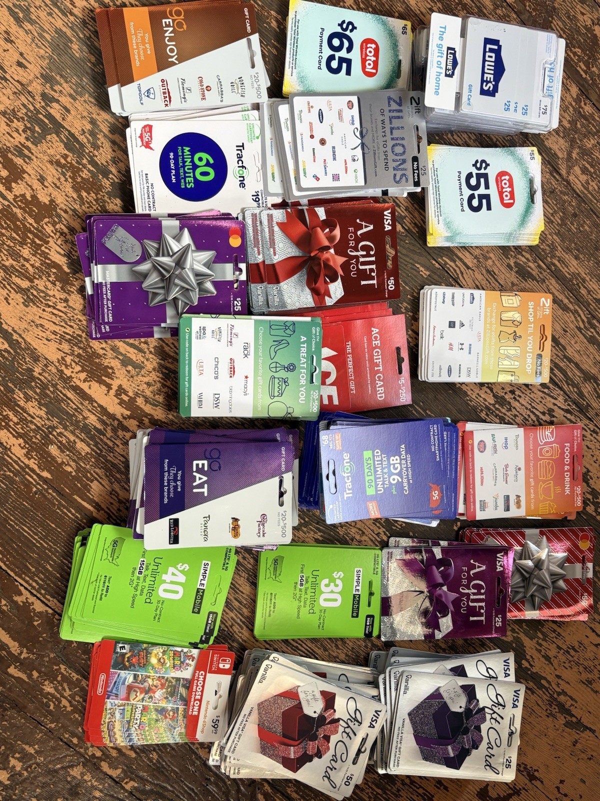 Over 700 Gift card lot unloaded ready to scan at register