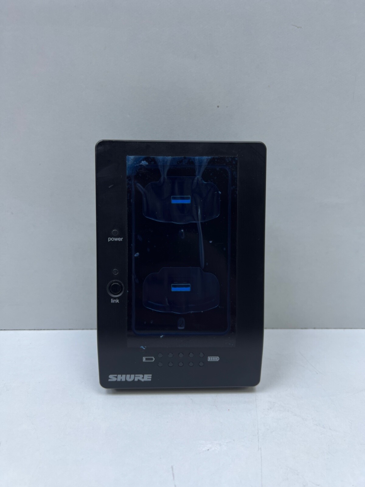Shure MXWNCS2 Networked 2-Port Charging Station