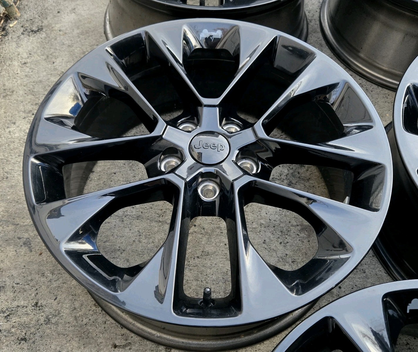 GENUINE 20x8 JEEP Factory Black SINGLE Rim OEM Wheel 2020-23 Wrangler Gladiator