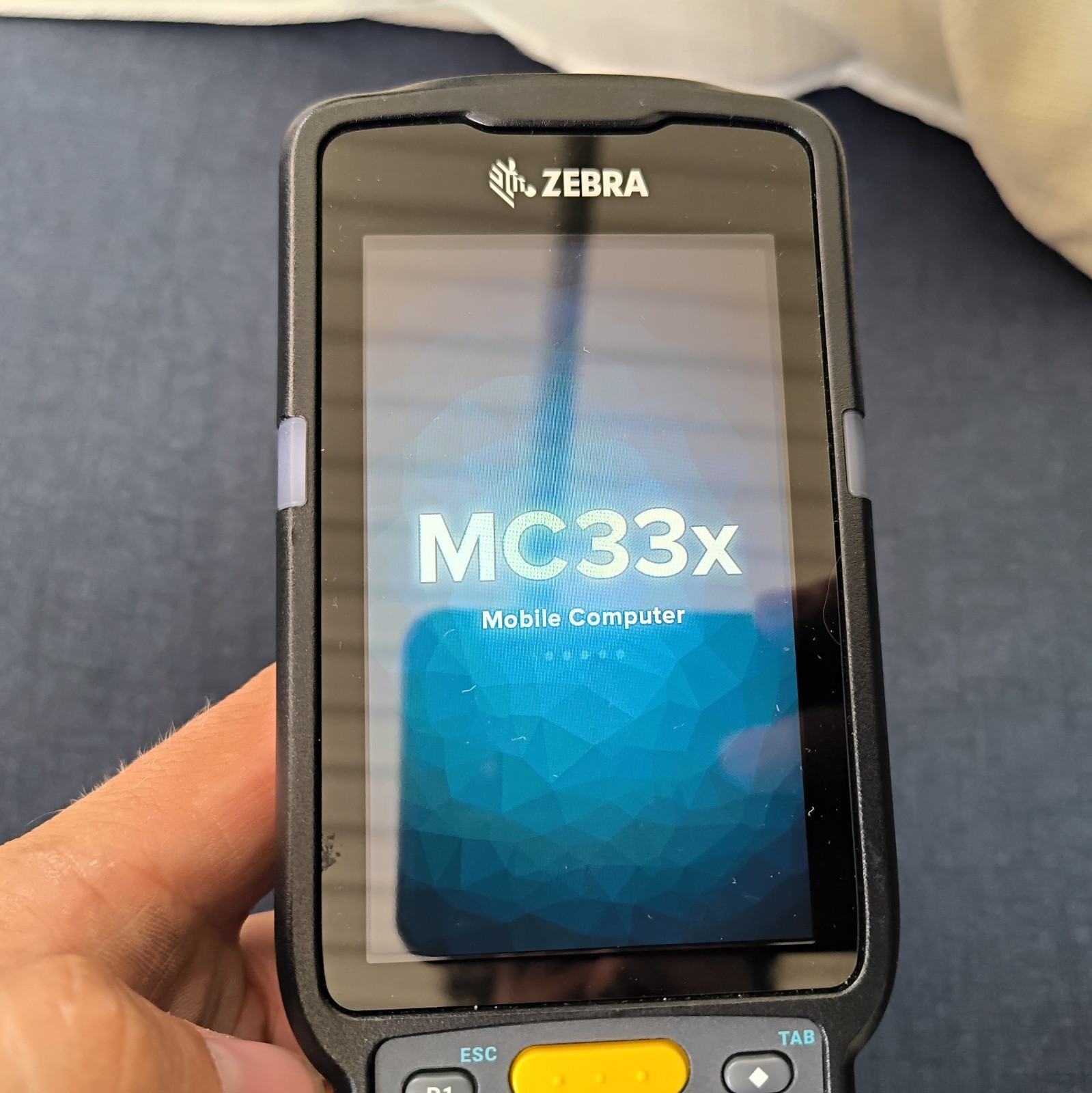 Zebra MC330L Mobile Computer Scanner Main Unit With Battery NEEDS REPROGRAM b