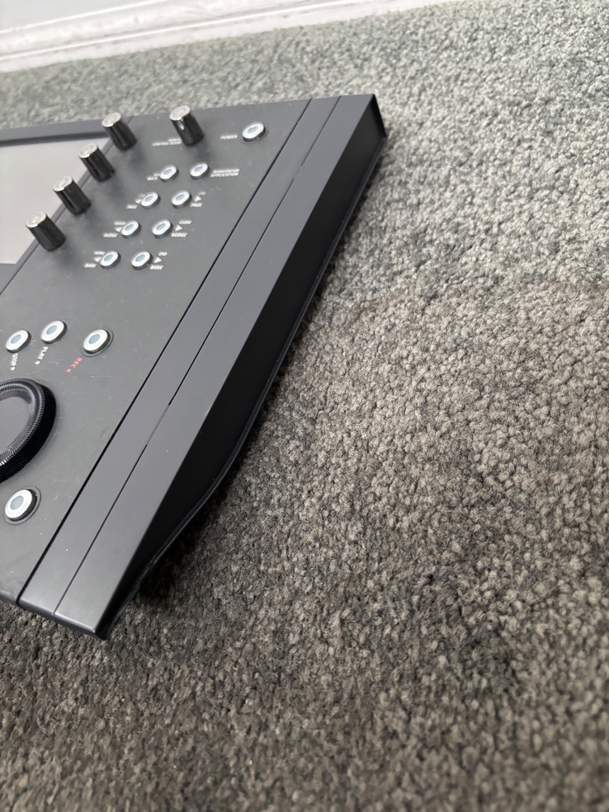 Avid Artist Control EuCon Control Surface Touch Screen with Faders UNTESTED