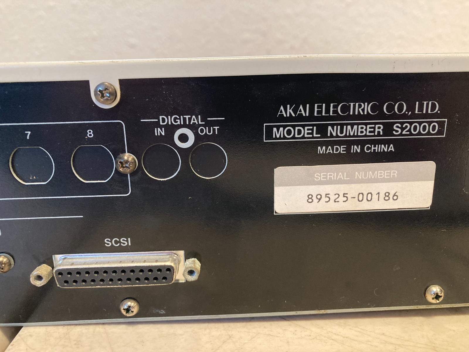 AKAI professional S2000 MIDI STEREO DIGITAL SAMPLER Musical Instruments Audio
