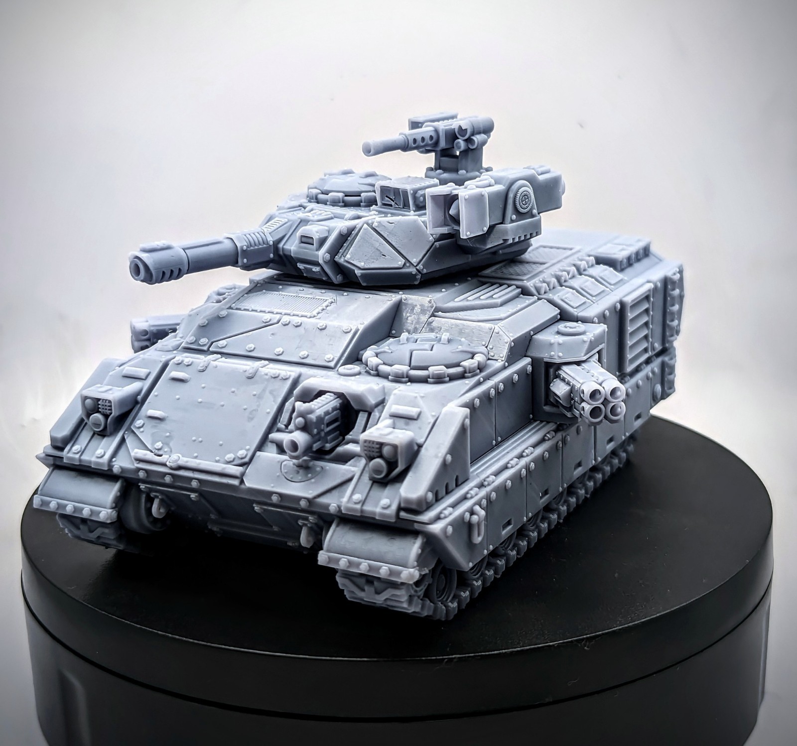 Octanis Battle Tank [Maelstrom Designworks]