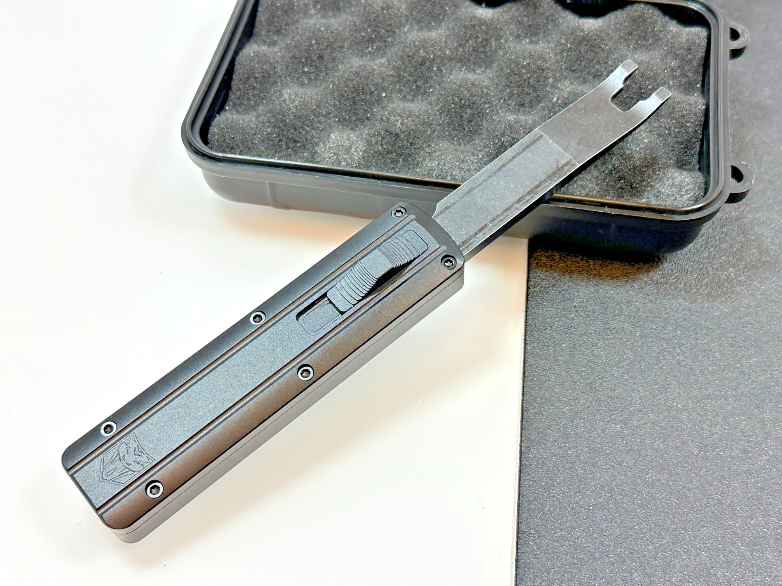 NEW Cobratec OTF Trim Clip DUAL ACTION Removal Tool w/ Pocket Clip Black #CTTCRT
