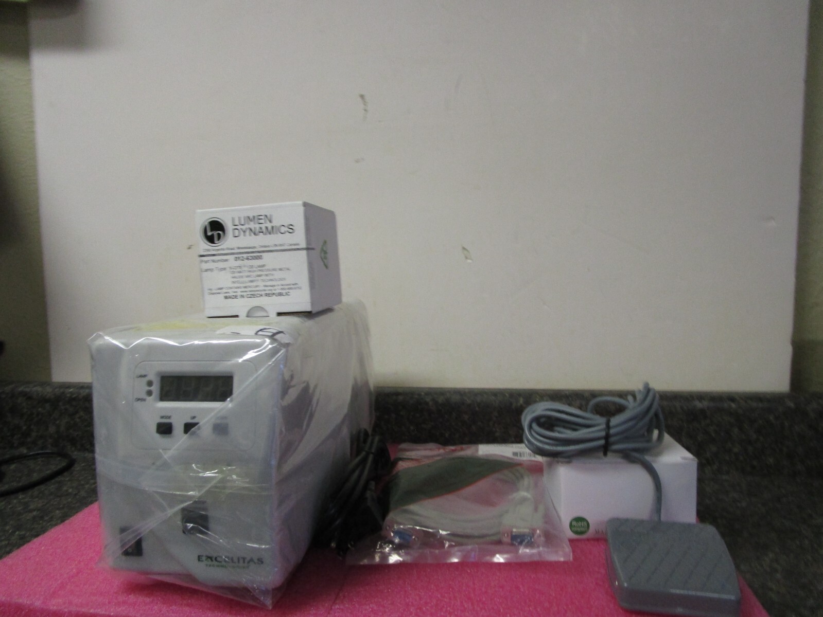 NEW Lumen Excelitas X-Cite X120PC Q / XI120PC-QX Light Source +Blub +Foot Switch