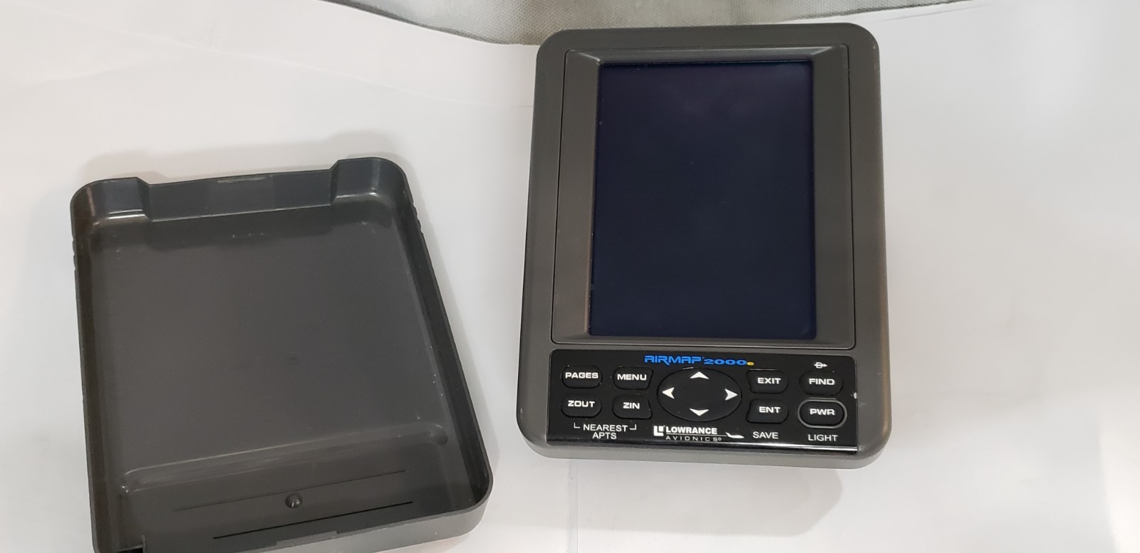 Lowrance Avionics Airmap 2000c