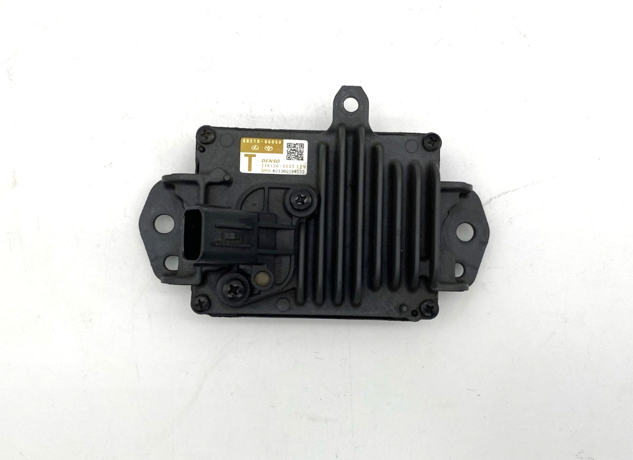 2019 2020 2021 TOYOTA RAV4 ES350 CRUISE CONTROL DISTANCE SENSOR OEM 88210-06050