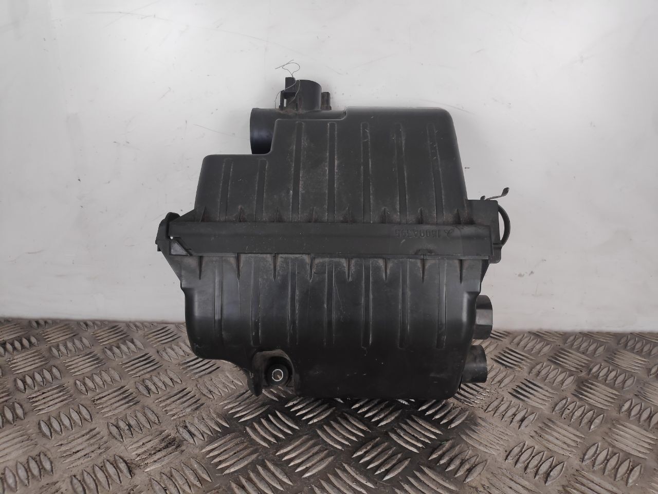 2012 MITSUBISHI MIRAGE VI A0 A AIR INTAKE BOX 1500A395