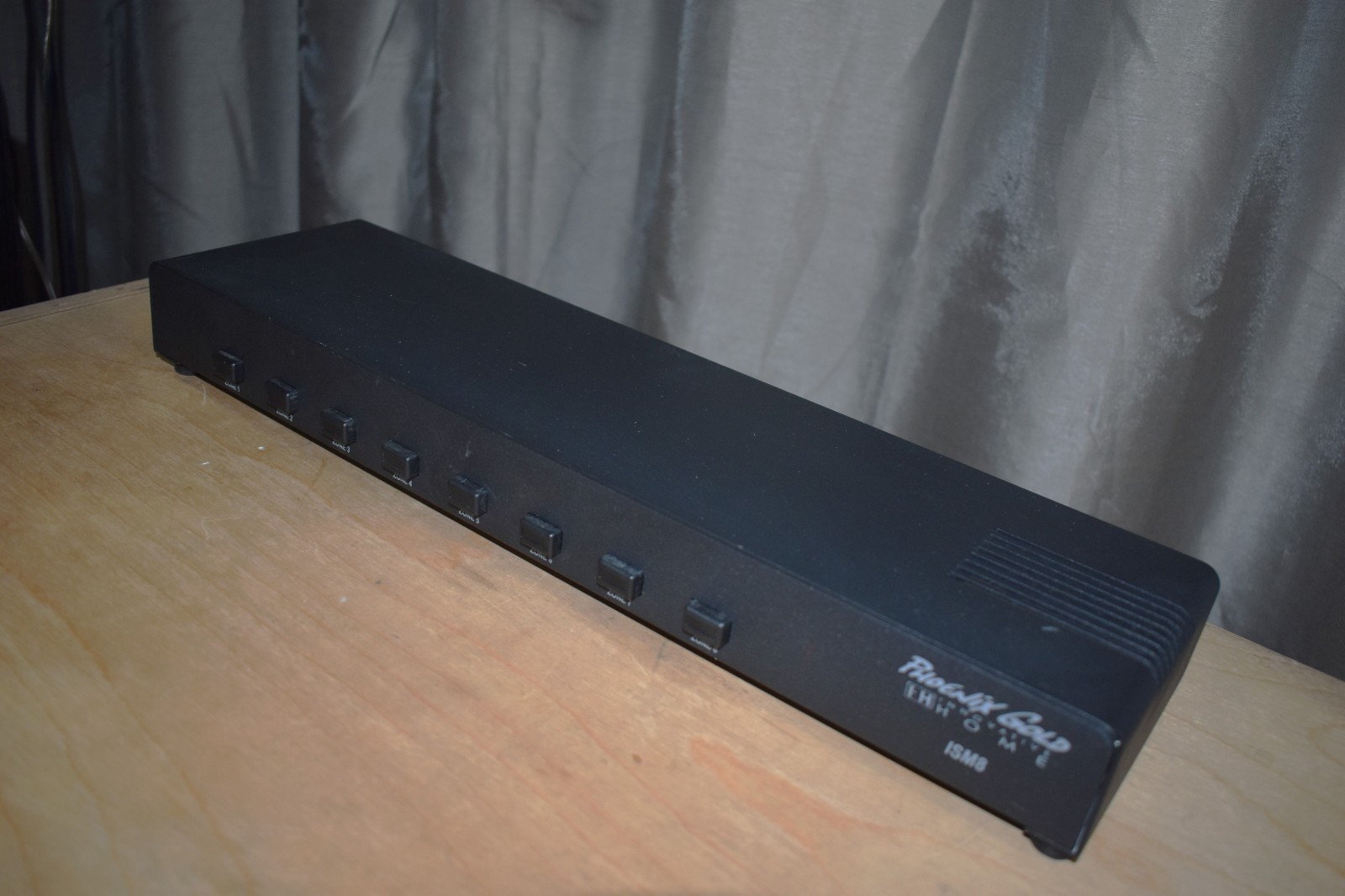 Phoenix Gold ISM8 8-Source Audio Speaker Selector Switch – Tested & Working