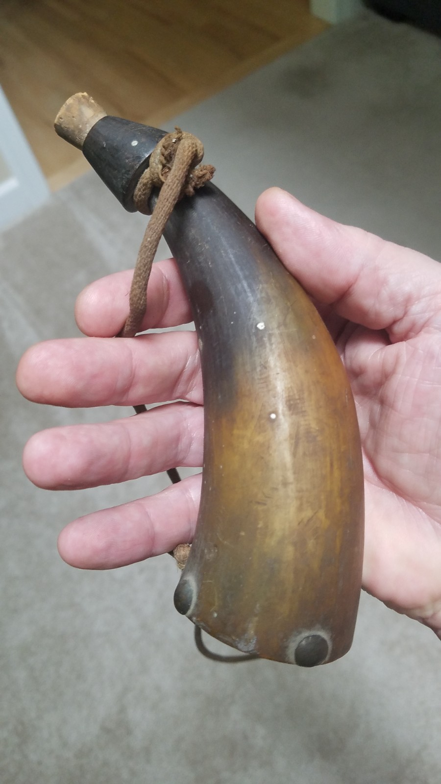 ANTIQUE 1800s BLACK POWDER 7-Inch HORN with CORK & SLING MUSKET / RIFLE LOADING