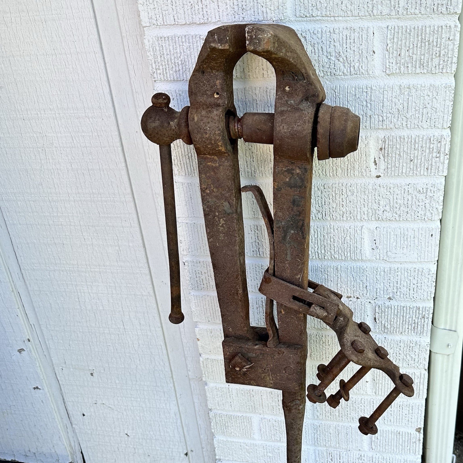 Antique Blacksmith Post Leg Vise 43"Tall 5" Jaws 50 Lbs.