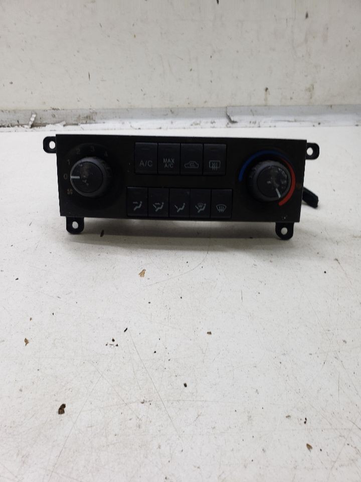 Used Fuse Box Engine fits: 2004 Hyundai Sonata engine compartment Grade A
